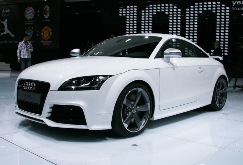 Illustration for article titled 2009 Geneva Motor Show: Day One